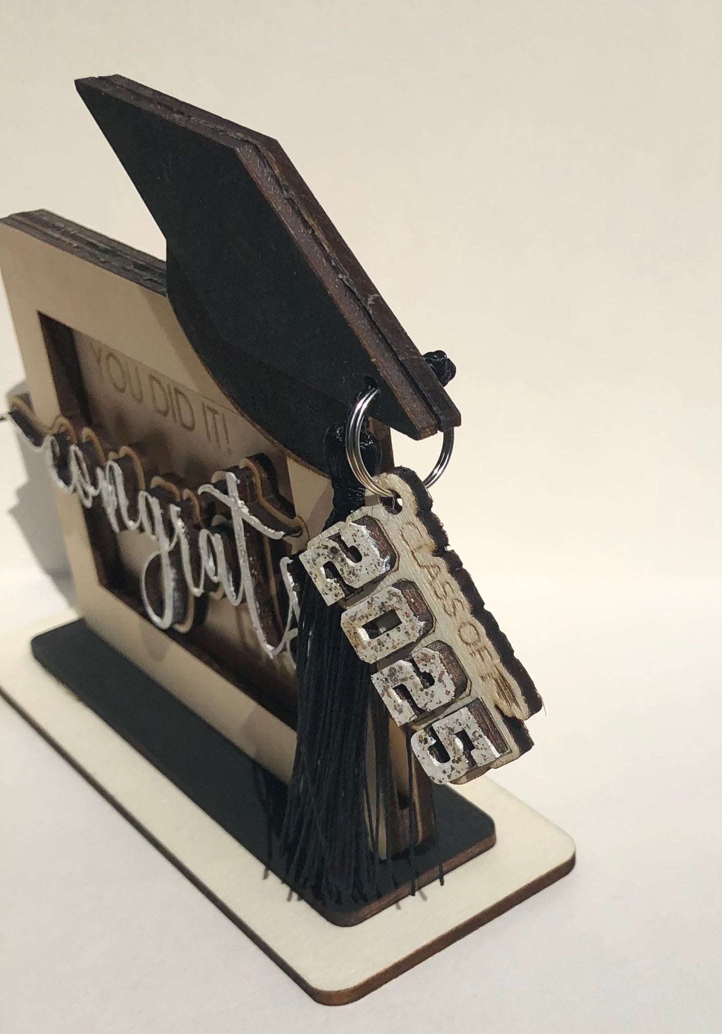 2025 Graduation Gift Card Holder- Congrats! White with Glitter!