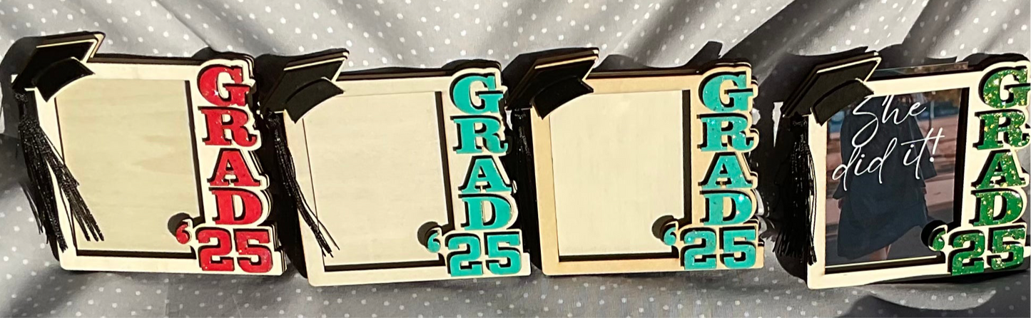 2025 Graduation Picture Magnet