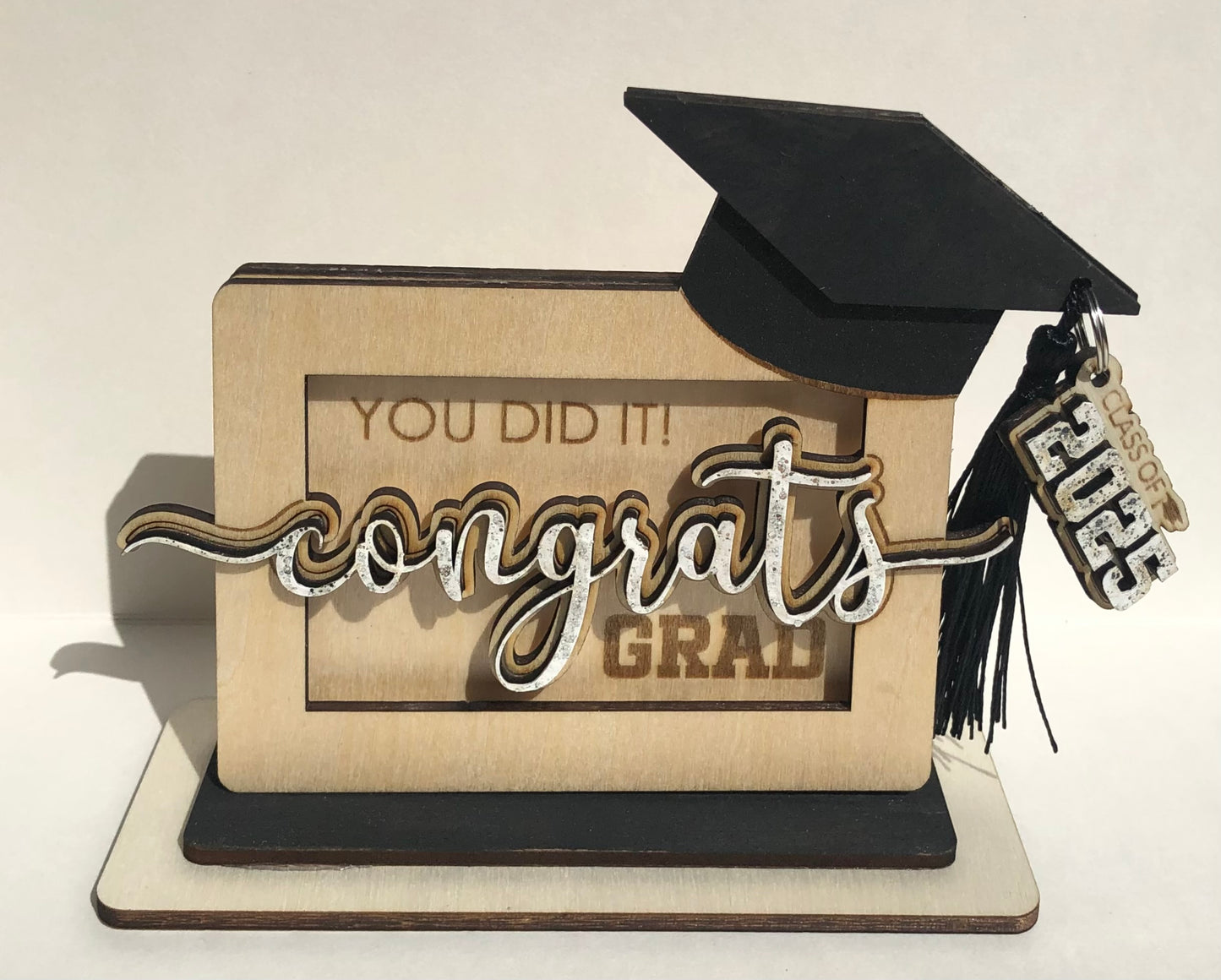 2025 Graduation Gift Card Holder- Congrats! White with Glitter!
