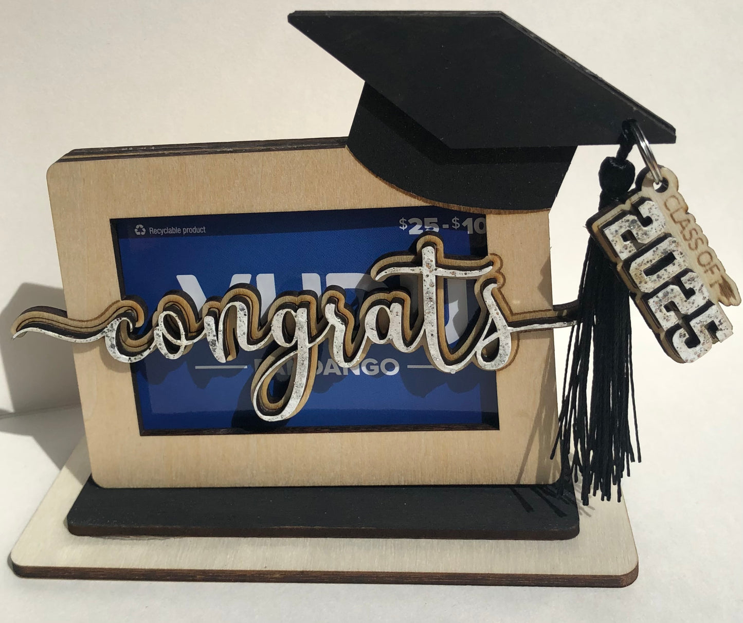 2025 Graduation Gift Card Holder- Congrats! White with Glitter!