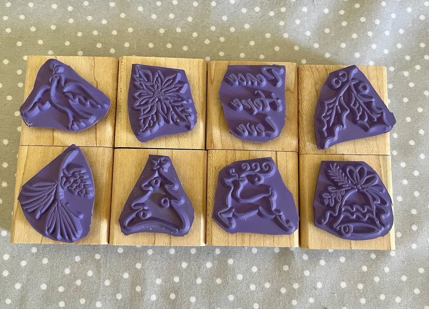 Holiday Minis stamp set, Retired Stampin Up 2002, set of 8 stamps.